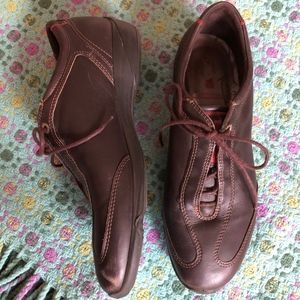 ECCO soft brown lace up shoe/exc condition/40/beautifullymade/soft comfy